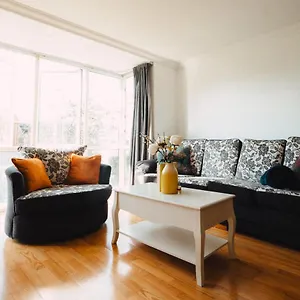  Appartement Goldenglow 15 Min Airport Irlande